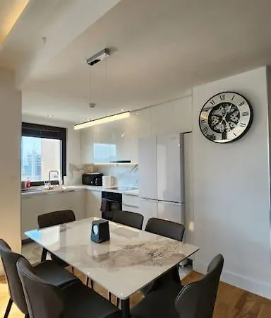 Diamond Residences 2bd 2bth 11fl Lux & Free P