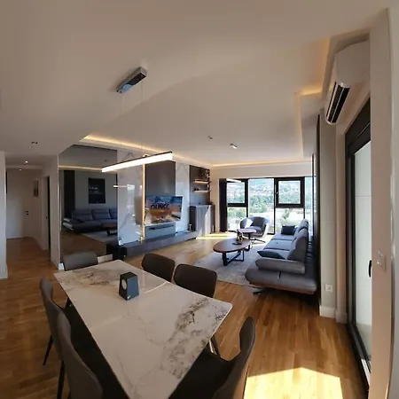 Diamond Residences 2bd 2bth 11fl Lux & Free P *