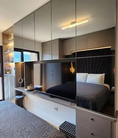 Diamond Residences 2bd 2bth 11fl Lux & Free P Apartmán Skopje