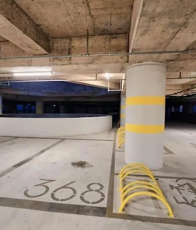 Diamond Residences 2bd 2bth 11fl Lux & Free P Apartment Skopje