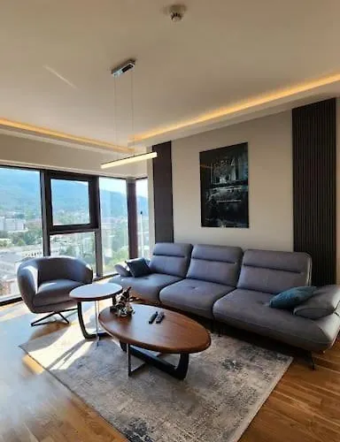 Diamond Residences 2bd 2bth 11fl Lux & Free P