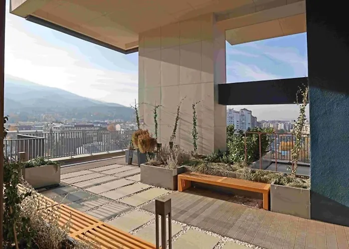 Diamond Residences 2bd 2bth 11fl Lux & Free P